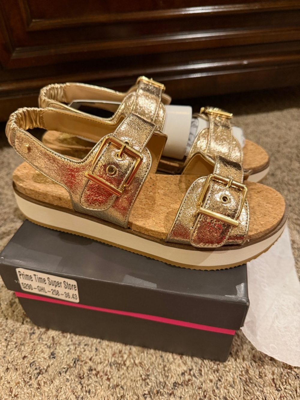 New Vince Camuto Gold Platform Sandals Women Size 9.5 M Slip on SlingBack